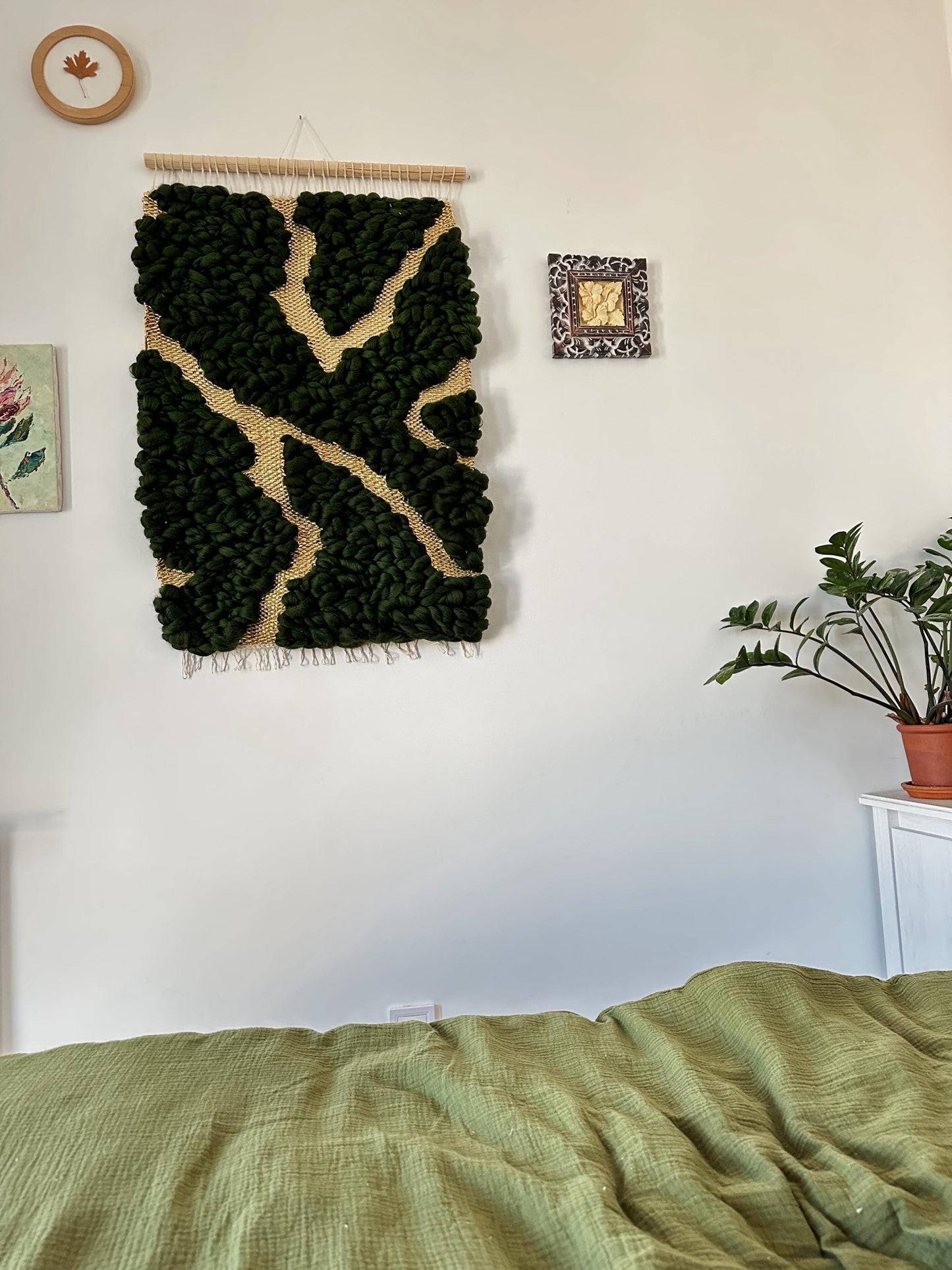 Broken Beauty – Kintsugi Inspired Woven Wall Tapestry