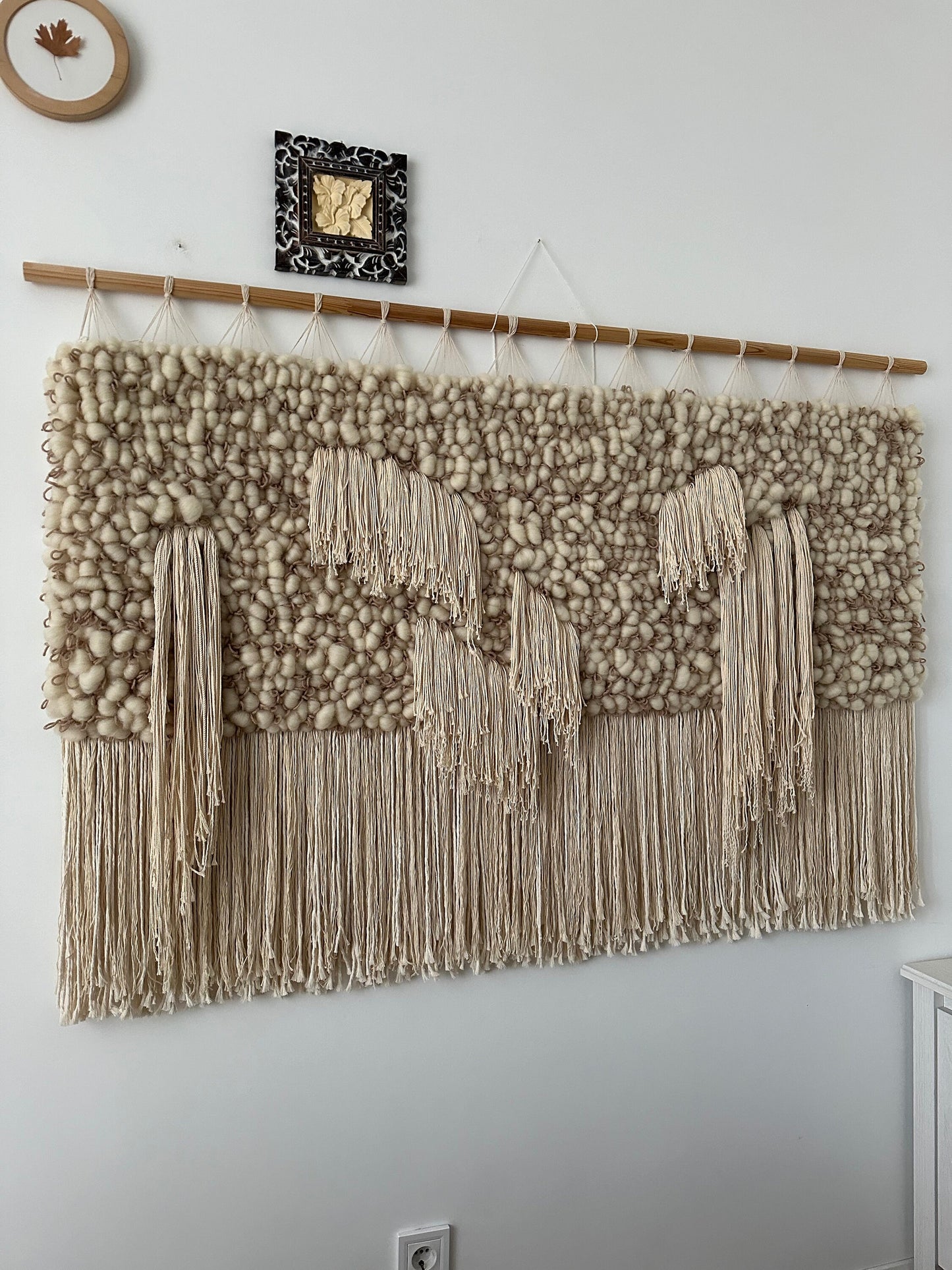 Large Monochrome Wall Hanging – Wool Fiber Art in Ivory & Beige
